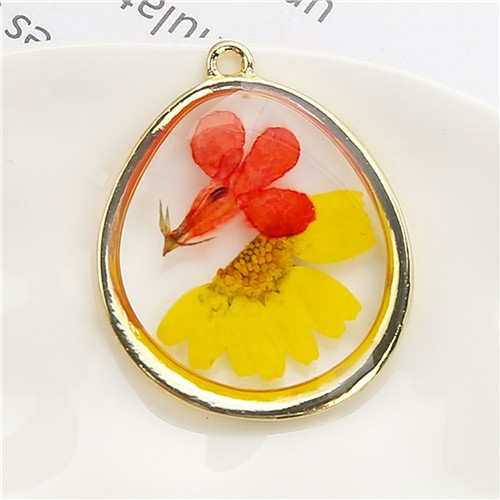 Resin Dried Pressed Flower Pendant 28x35mm Rounded Teardrop - Orange & Yellow - Image 3