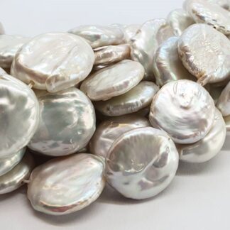 Freshwater Pearl 17mm Flat Coin Natural Cream Rainbow Luster Beads Strand